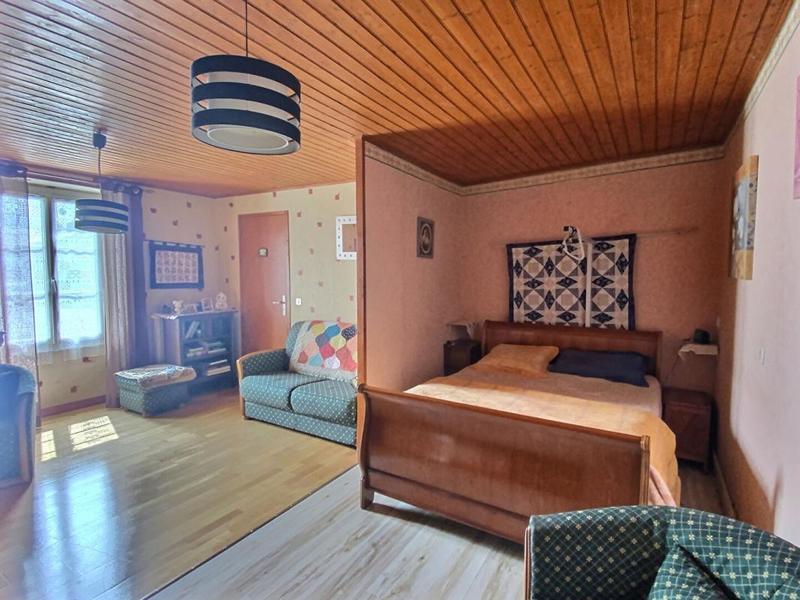 Maison - 135 m² - 6 pièces