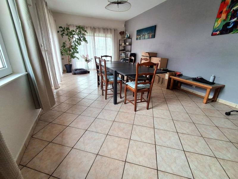 Maison - 185 m² - 7 pièces