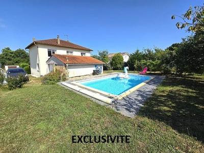 Maison - 120 m² - 6 pièces