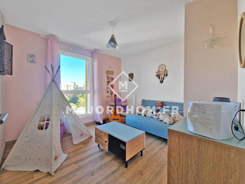 Appartement - 85 m² - 4 pièces