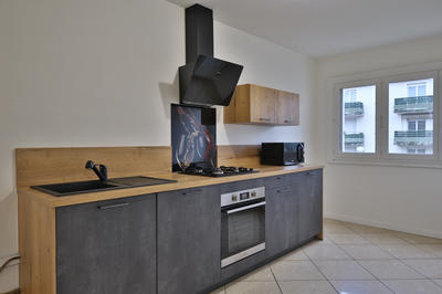 Appartement - 80 m² - 4 pièces