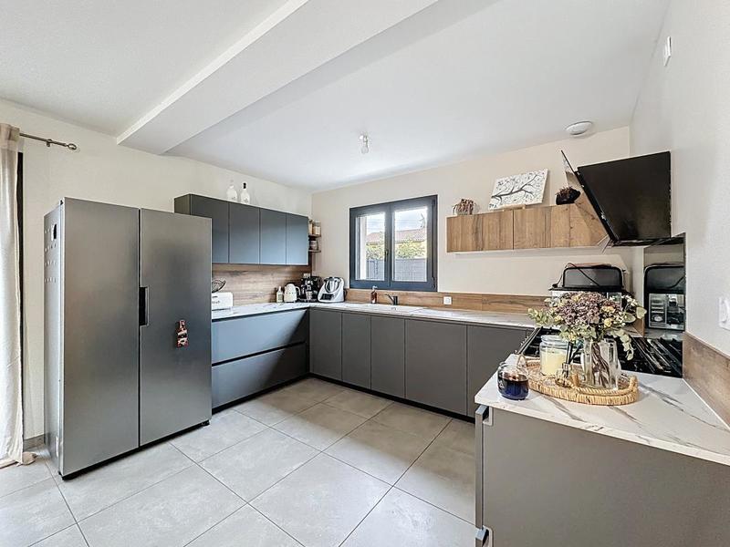 Pavillon - 135 m² - 6 pièces