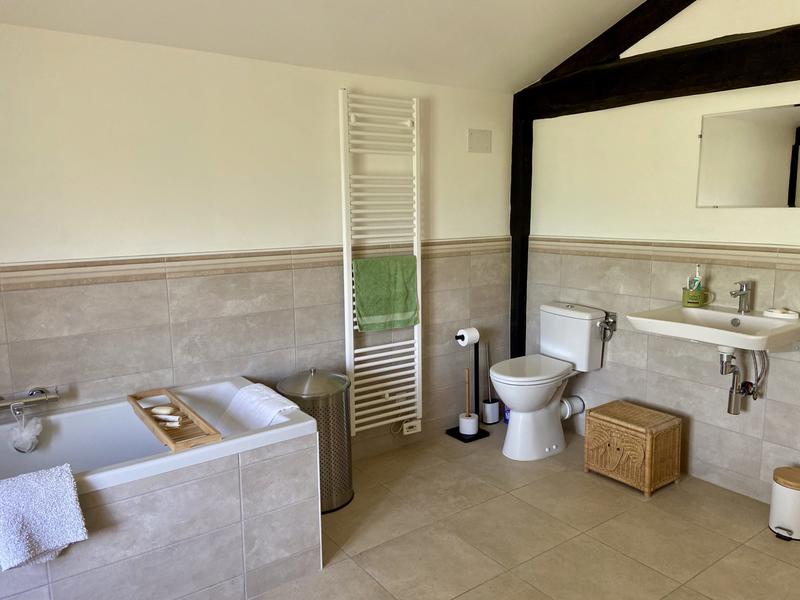 Maison traditionnelle - 177 m² - 7 pièces