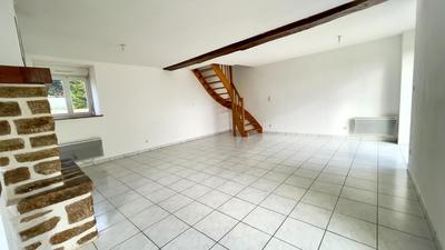 Maison - 85 m² - 6 pièces