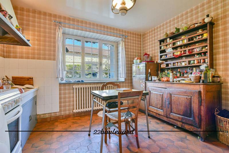 Maison ancienne - 193 m² - 7 pièces