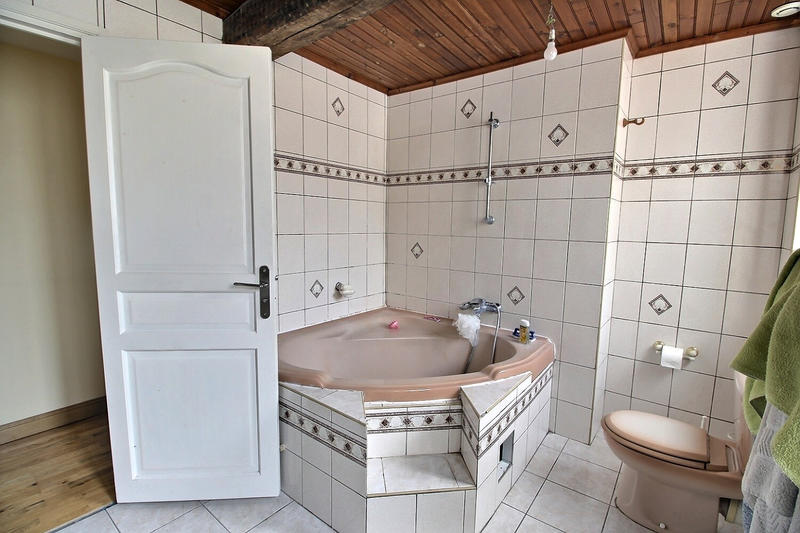 Maison de village - 105 m² - 5 pièces