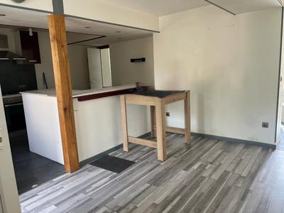 Maison - 65 m² - 3 pièces