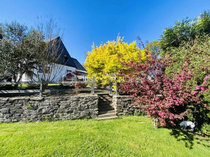 Maison traditionnelle - 125 m² - 6 pièces