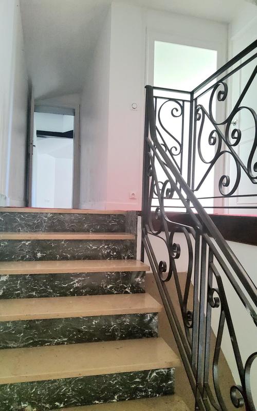 Maison - 225 m² - 7 pièces