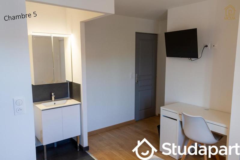 Chambre - 14 m² - 1 pièce