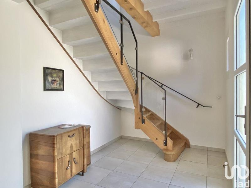 Maison - 186 m² - 5 pièces