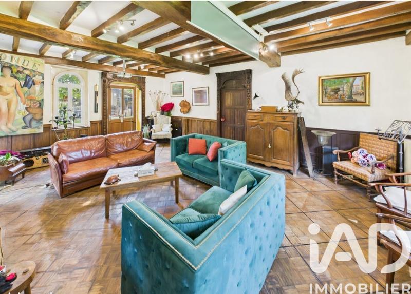 Maison - 336 m² - 12 pièces