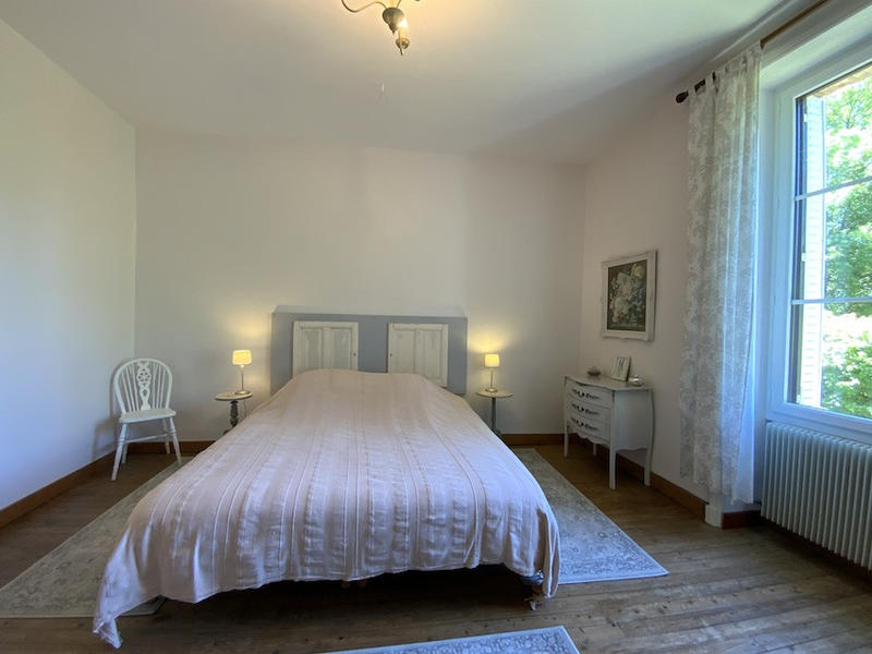 Maison - 356 m² - 11 pièces