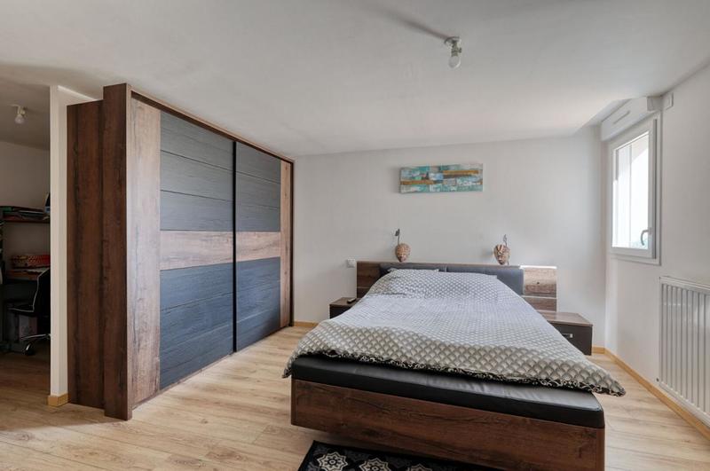 Maison - 166 m² - 6 pièces