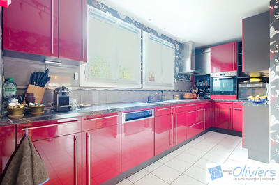 Maison - 147 m² - 6 pièces