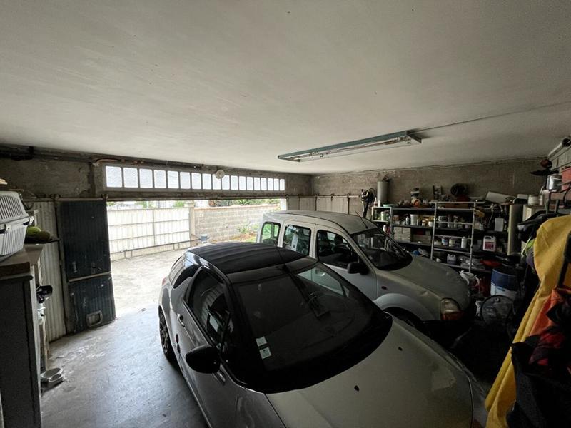 Maison - 380 m² - 16 pièces