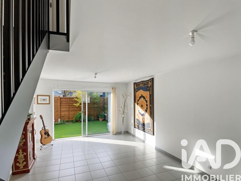 Maison - 88 m² - 4 pièces
