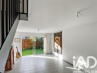 Maison - 88 m² - 4 pièces