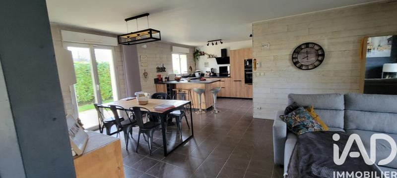 Maison - 111 m² - 6 pièces