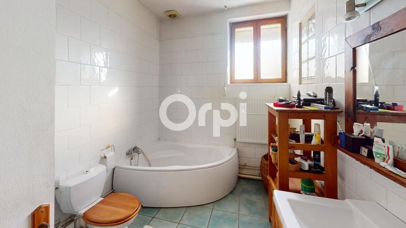 Maison - 243 m² - 6 pièces