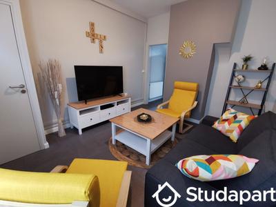 Chambre - 10 m² - 1 pièce