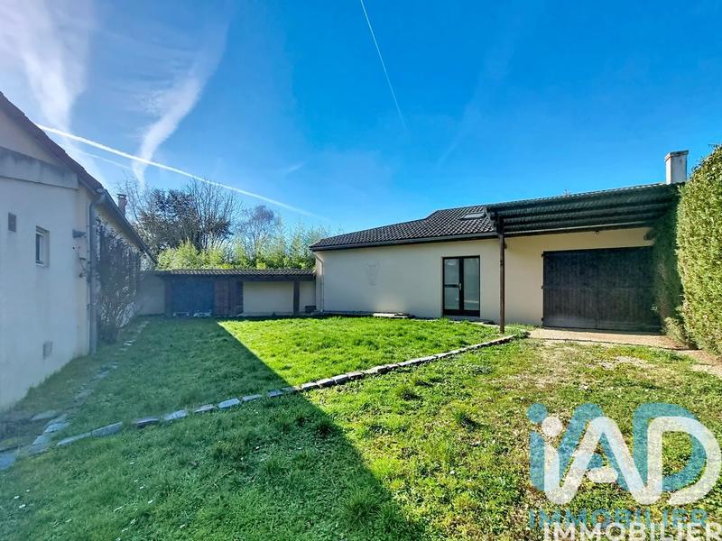 Maison - 95 m² - 5 pièces