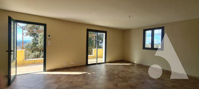 Villa - 197 m² - 6 pièces