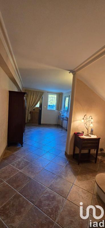 Maison - 205 m² - 8 pièces