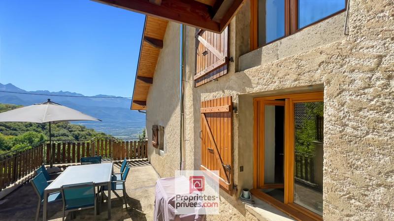 Maison - 130 m² - 6 pièces