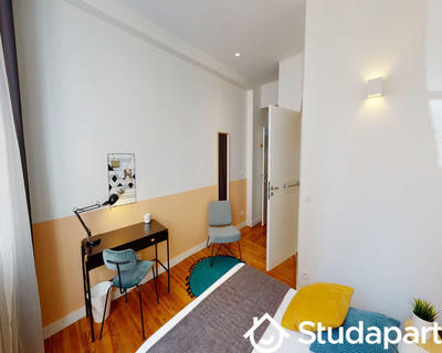 Chambre - 80 m² - 1 pièce