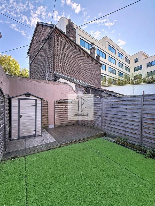 Maison jumelée - 74 m² - 3 pièces