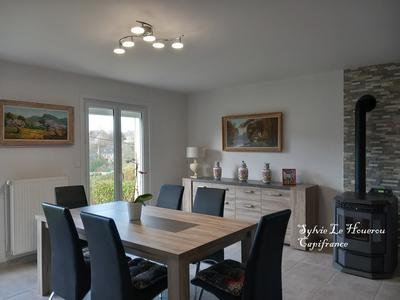 Maison - 187 m² - 11 pièces