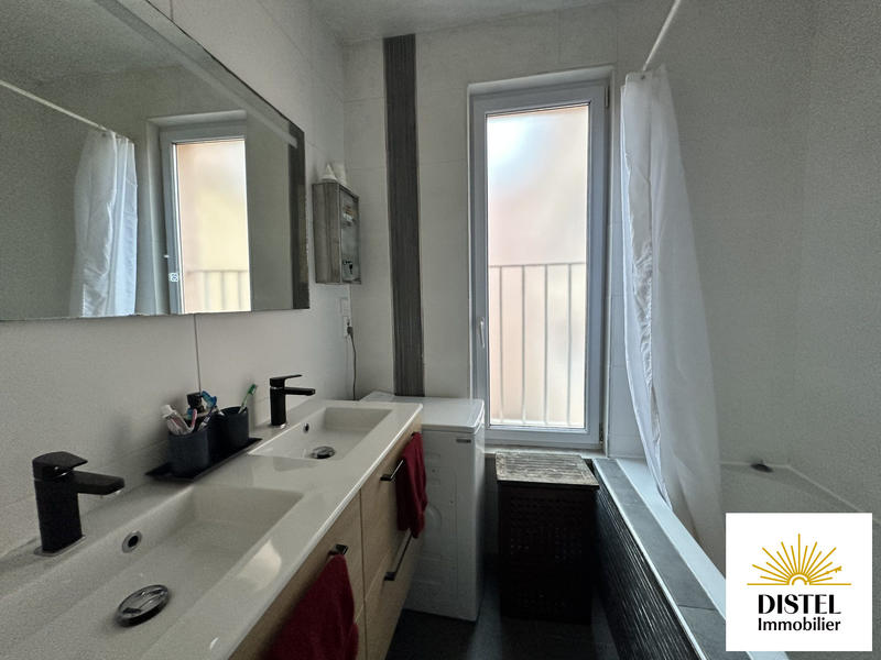 Appartement - 93 m² - 4 pièces