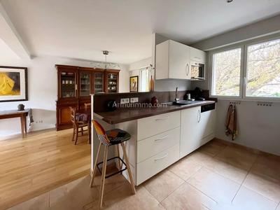 Maison - 121 m² - 6 pièces