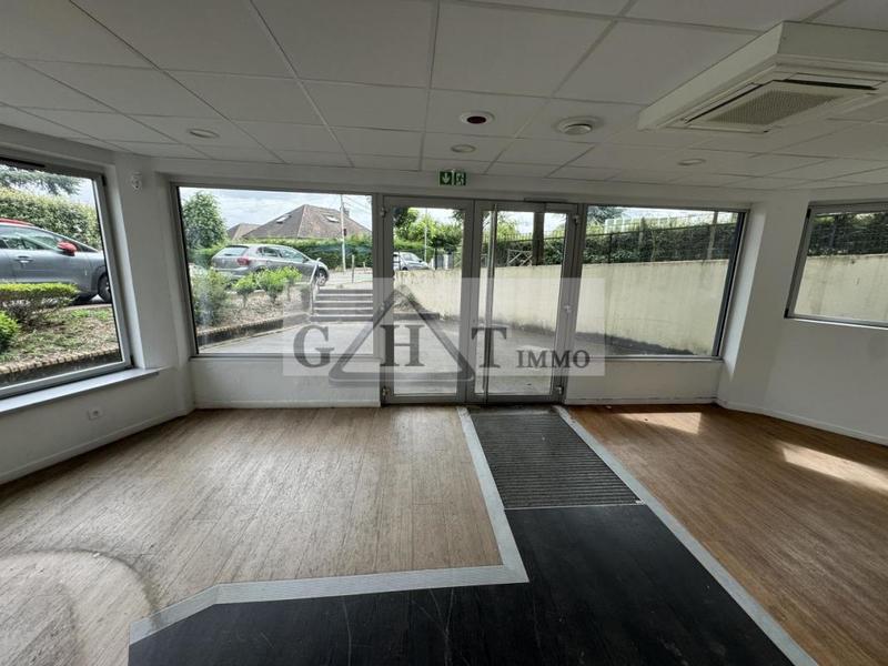 Local commercial - 371 m²