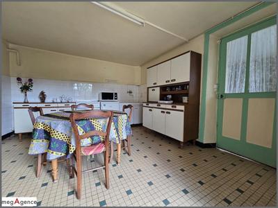 Maison - 105 m² - 6 pièces