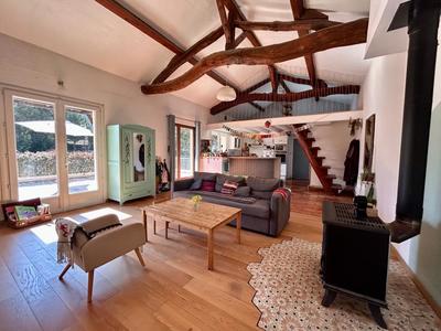 Maison - 140 m² - 4 pièces