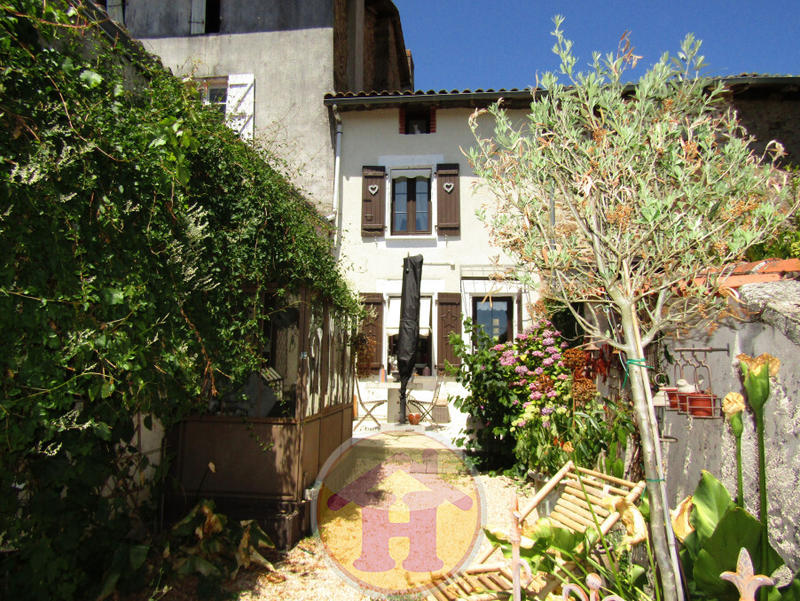 Maison - 102 m² - 5 pièces