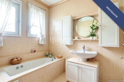 Maison - 155 m² - 6 pièces