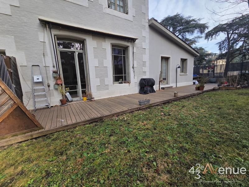 Appartement - 128 m² - 5 pièces