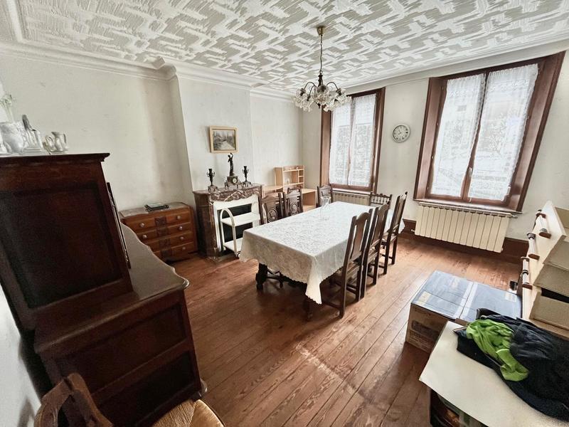 Maison - 117 m² - 7 pièces