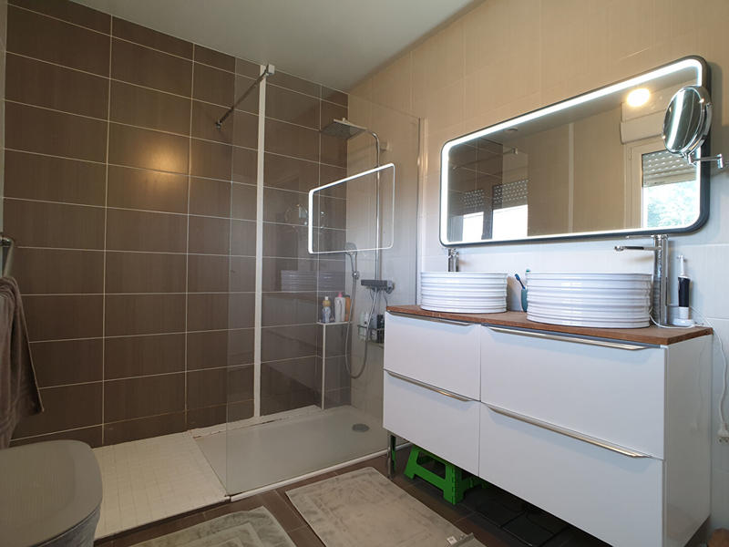 Maison - 139 m² - 8 pièces