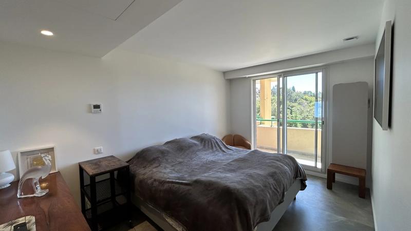 Appartement - 145 m² - 4 pièces