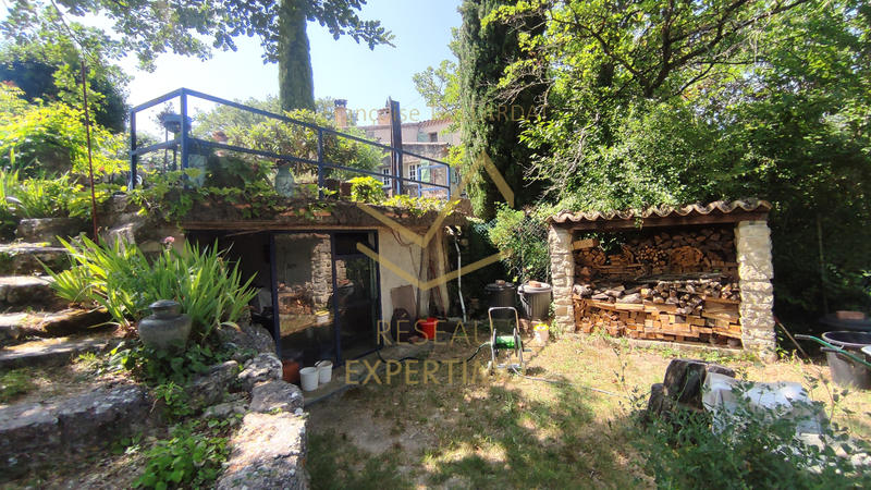 Maison - 205 m² - 7 pièces