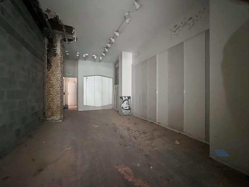 Local commercial - 150 m² - 3 pièces