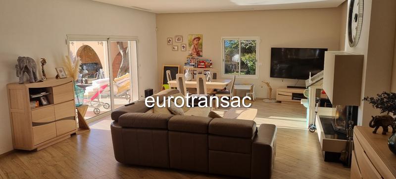 Villa - 161 m² - 5 pièces