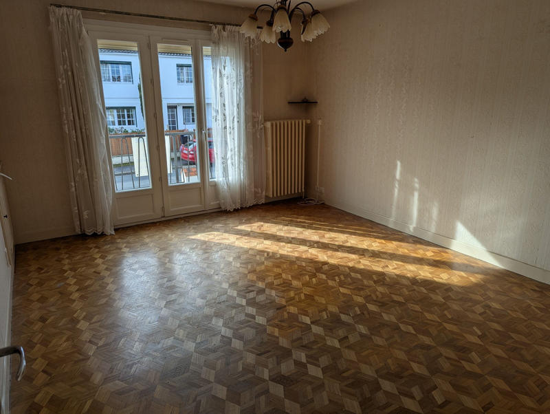 Maison - 83 m² - 5 pièces