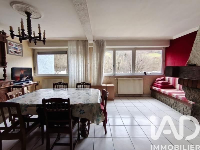 Maison - 99 m² - 5 pièces