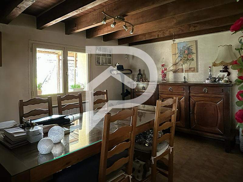 Maison - 147 m² - 6 pièces