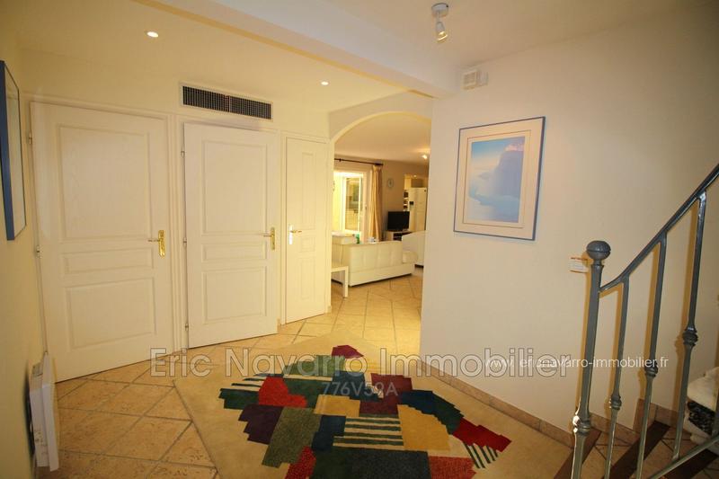 Appartement - 93 m² - 3 pièces